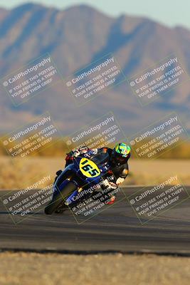 media/Jan-21-2023-CVMA (Sat) [[b9eef8ba1f]]/Race 12 Amateur Supersport Open/